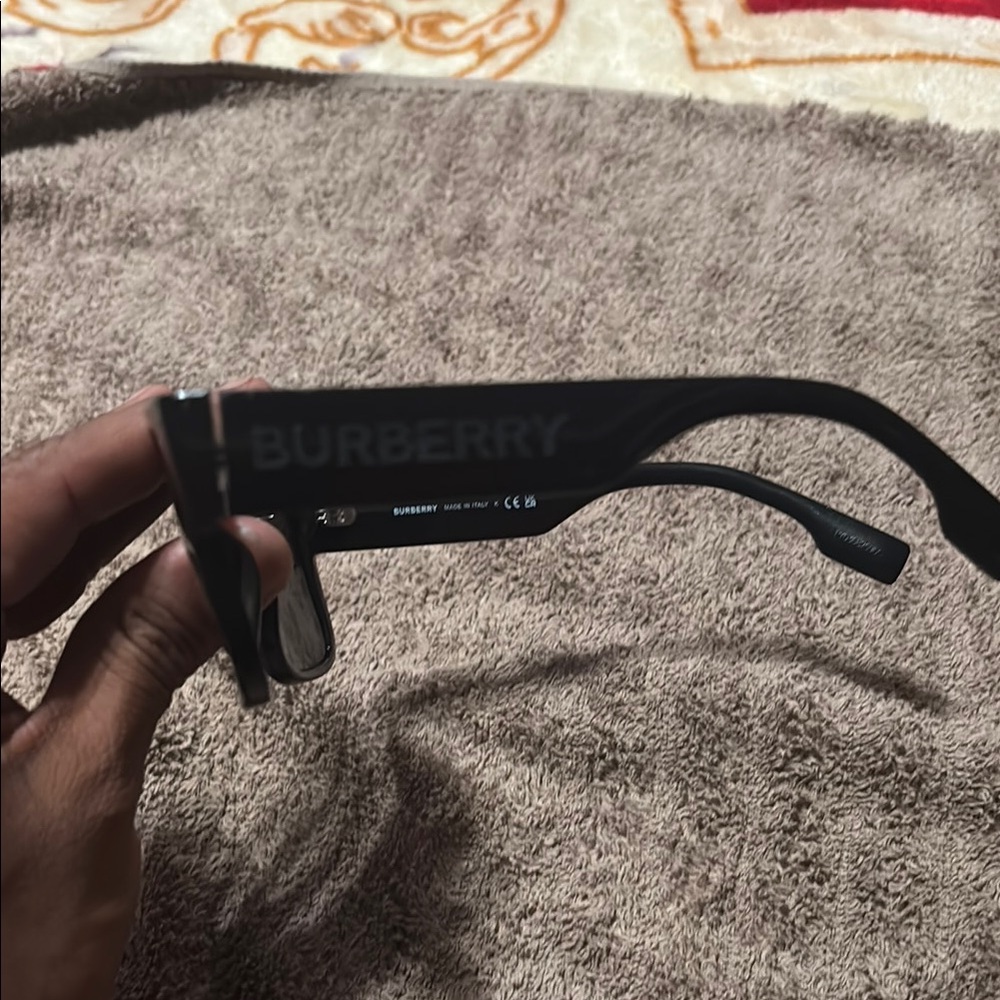 Burberry Classic Black Eyewear